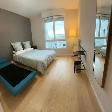 2 Bedroom 2 Min Walk To Metro, Gustave Roussy, Parking Apartment *